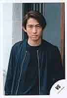 Amazon.co.jp: V6 公式生写真（三宅健）VMI00086 : おもちゃ